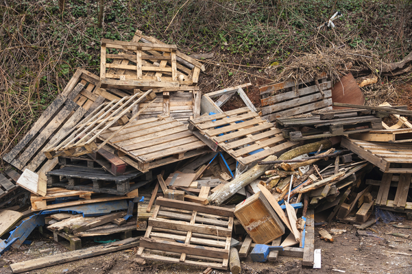 Pallets in Pile_small